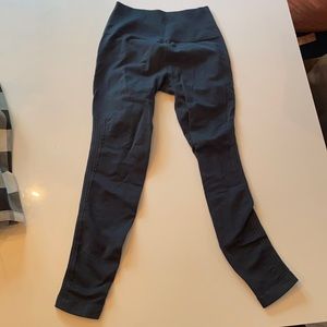 Lululemon yoga pants